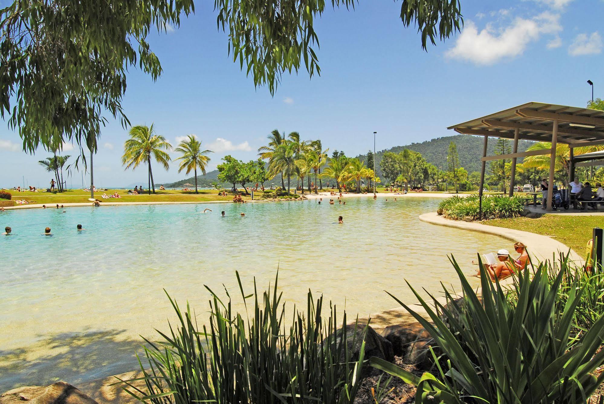 Whitsunday On The Beach Airlie Beach Extérieur photo